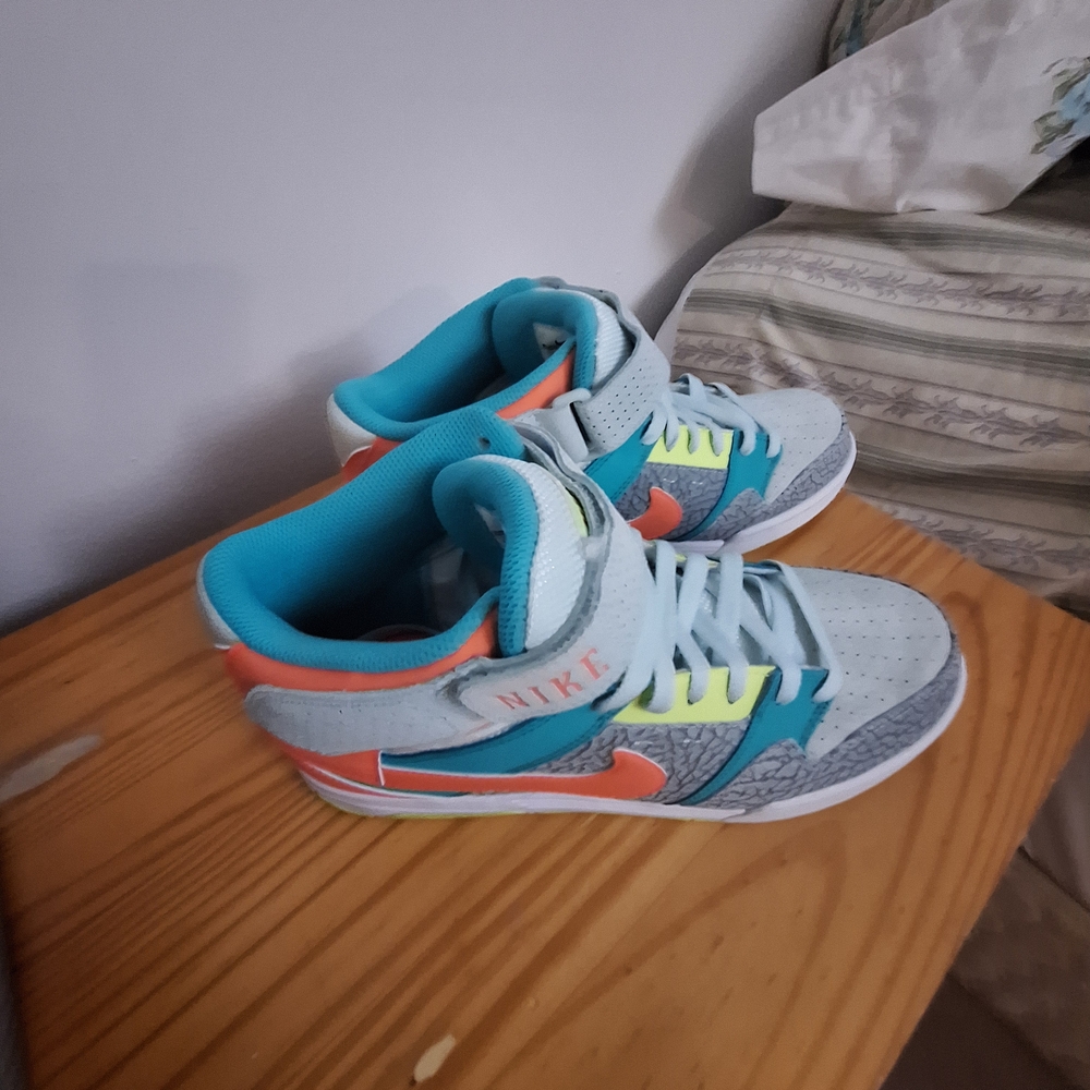 Nike Light Gray, Teal & Orange Kids' Sneakers